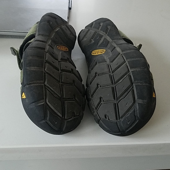 Keen water shoe - Picture 3 of 4